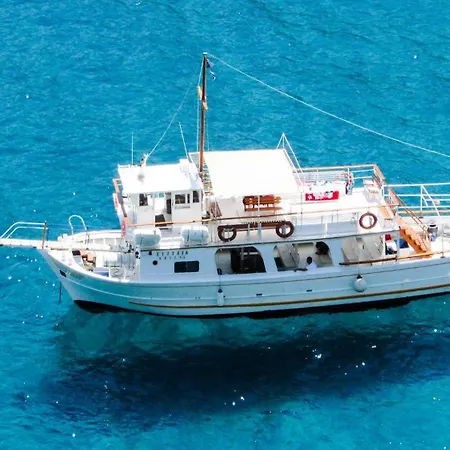 Platinum Paros Zefyros 4 Bedroom Private Pool Ambelas