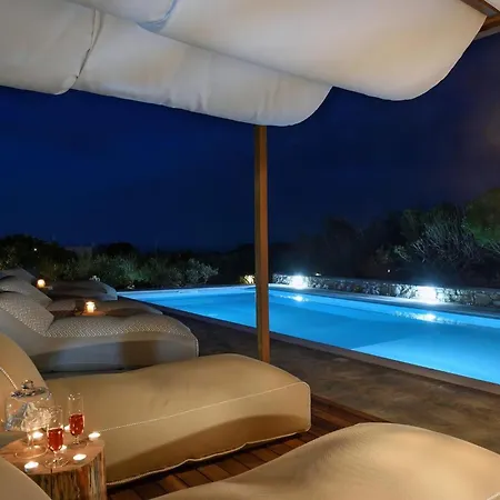 Willa Platinum Paros Zefyros 4 Bedroom Private Pool Amazing Sea Views Ambelas