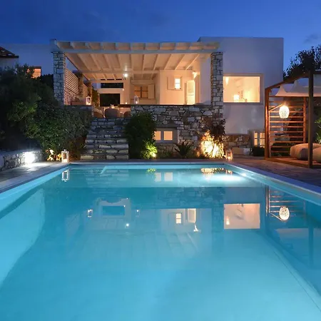 Platinum Paros Zefyros 4 Bedroom Private Pool Amazing Sea Views Willa