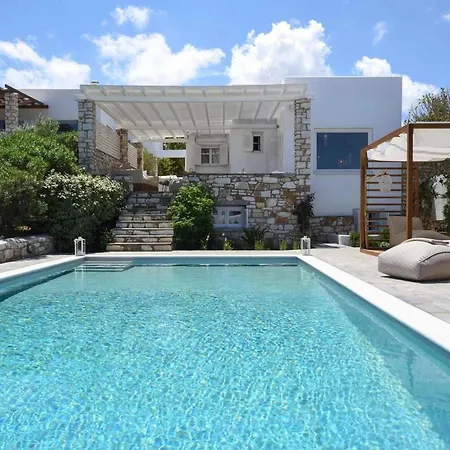 Platinum Paros Zefyros 4 Bedroom Private Pool